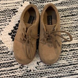 Sperry size 8.5 boys leather shoes